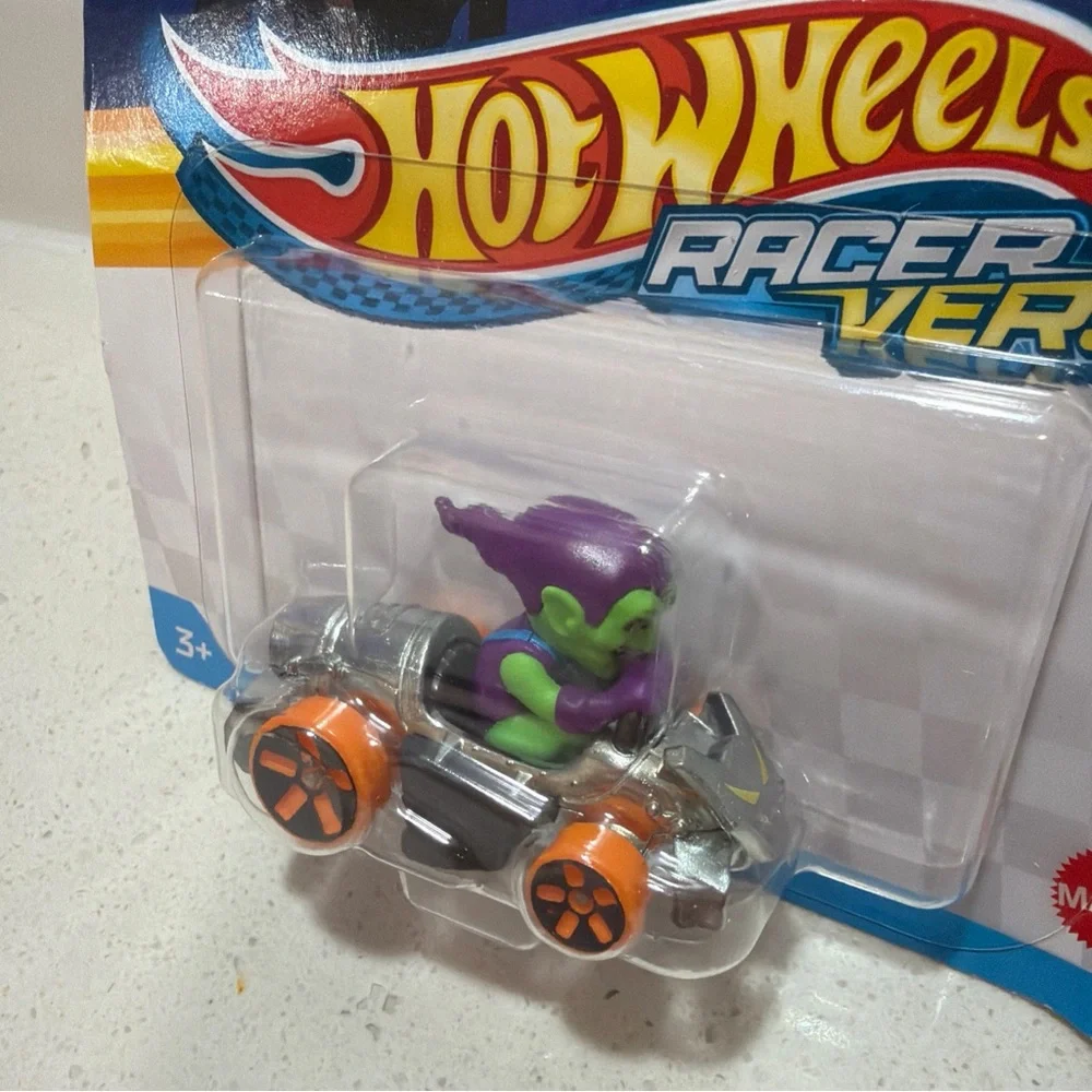 2024 Hot Wheels Racer Verse Marvel Spider Man GREEN GOBLIN NEW